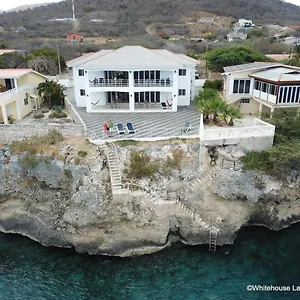Appartement Whitehouse, Lagun